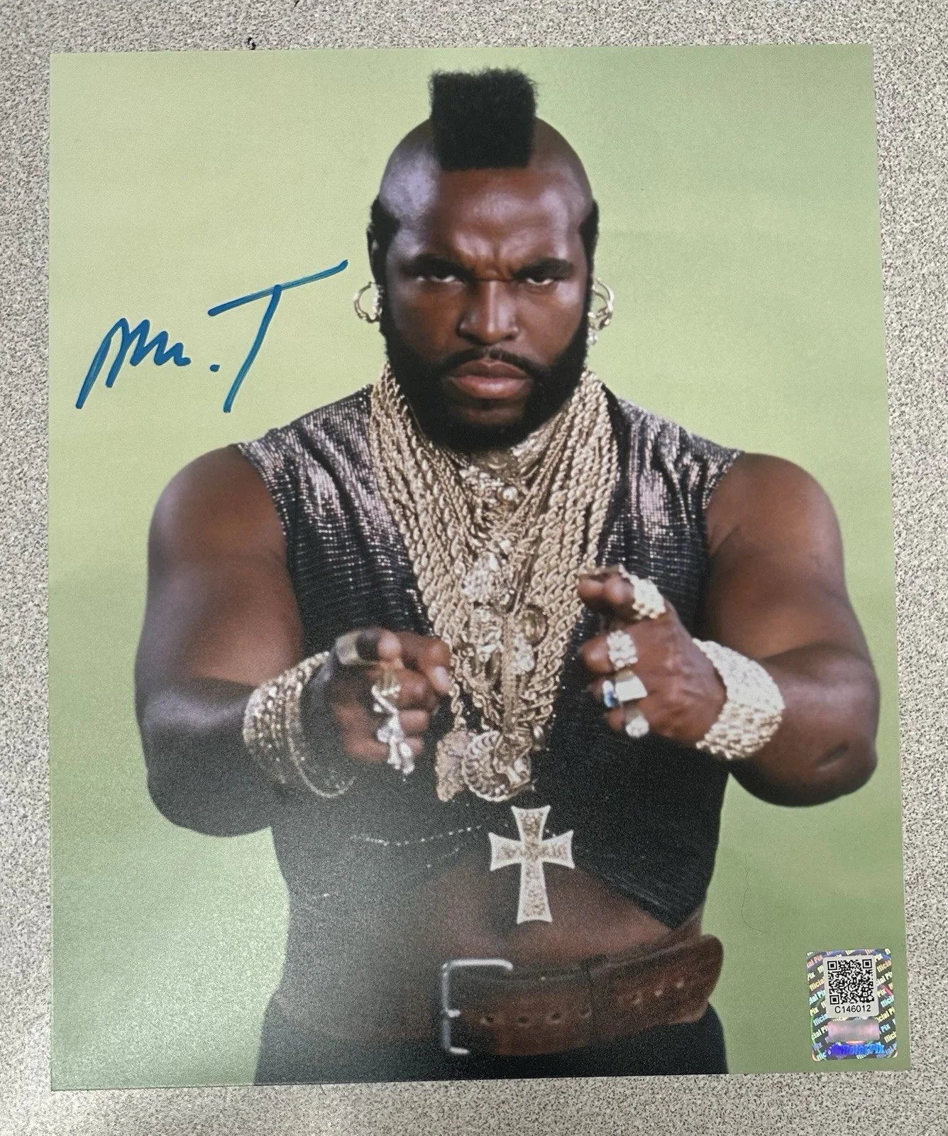 MR. T SIGNED B. A. BARACUS 8X10 PHOTOGRAPH ‘THE A-TEAM’ EXACT PROOF OPIX COA, изображение 3