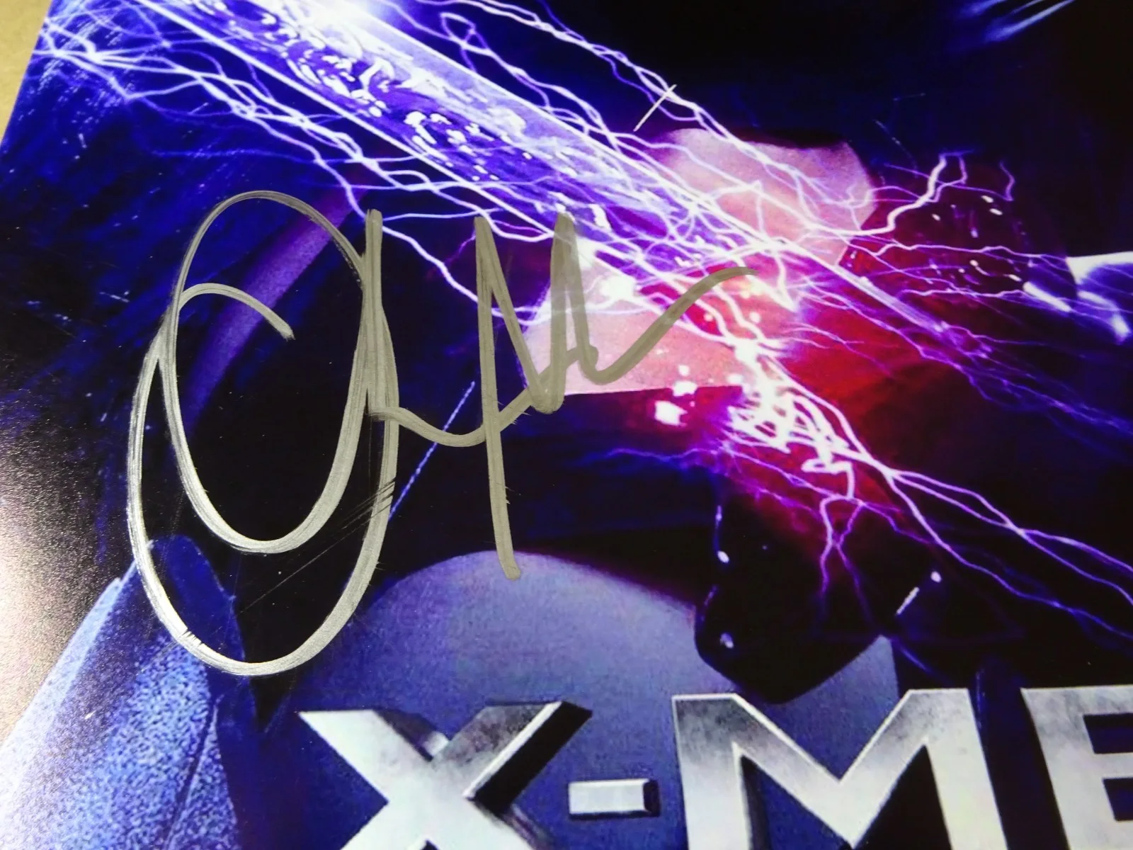 Olivia Munn — Signed Olivia Munn Autographed 12"x18" X-Men Apocalypse Photo Beckett BAS COA, image 3