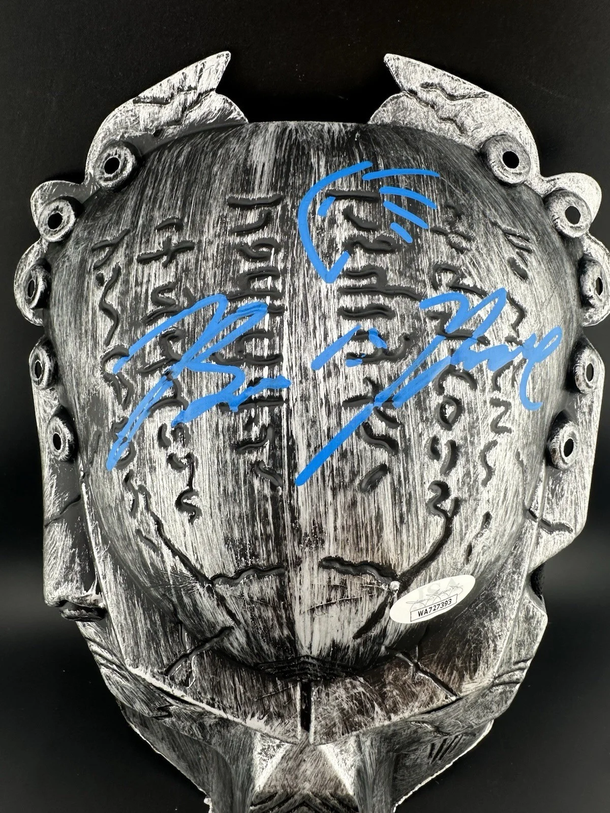 Brian A Prince — Brian A. Prince Signed & Sketched Predator Replica Mask with JSA Witnessed COA, изображение 2