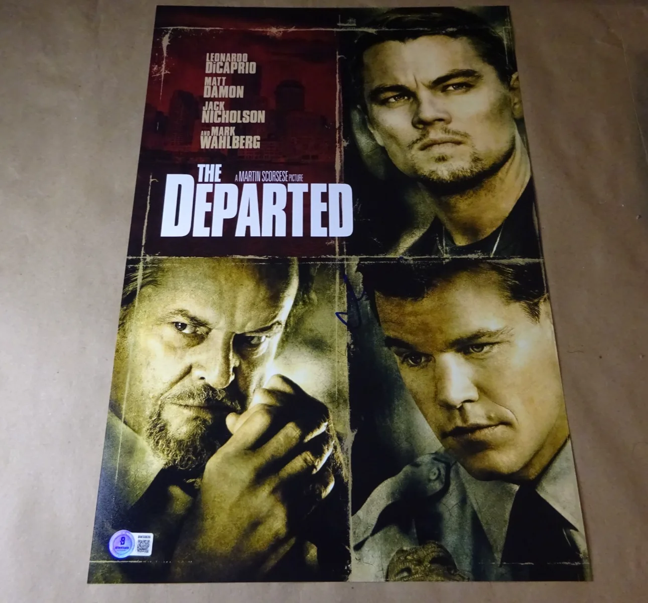 Matt Damon — Signed Matt Damon Autographed 12"x18" The Departed Photo Beckett COA, image 2