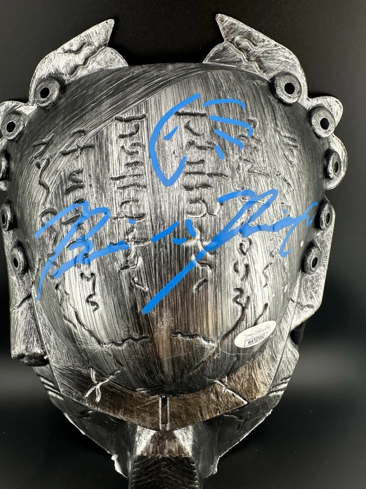 Brian A Prince — Brian A. Prince Signed & Sketched Predator Replica Mask with JSA Witnessed COA, изображение 2