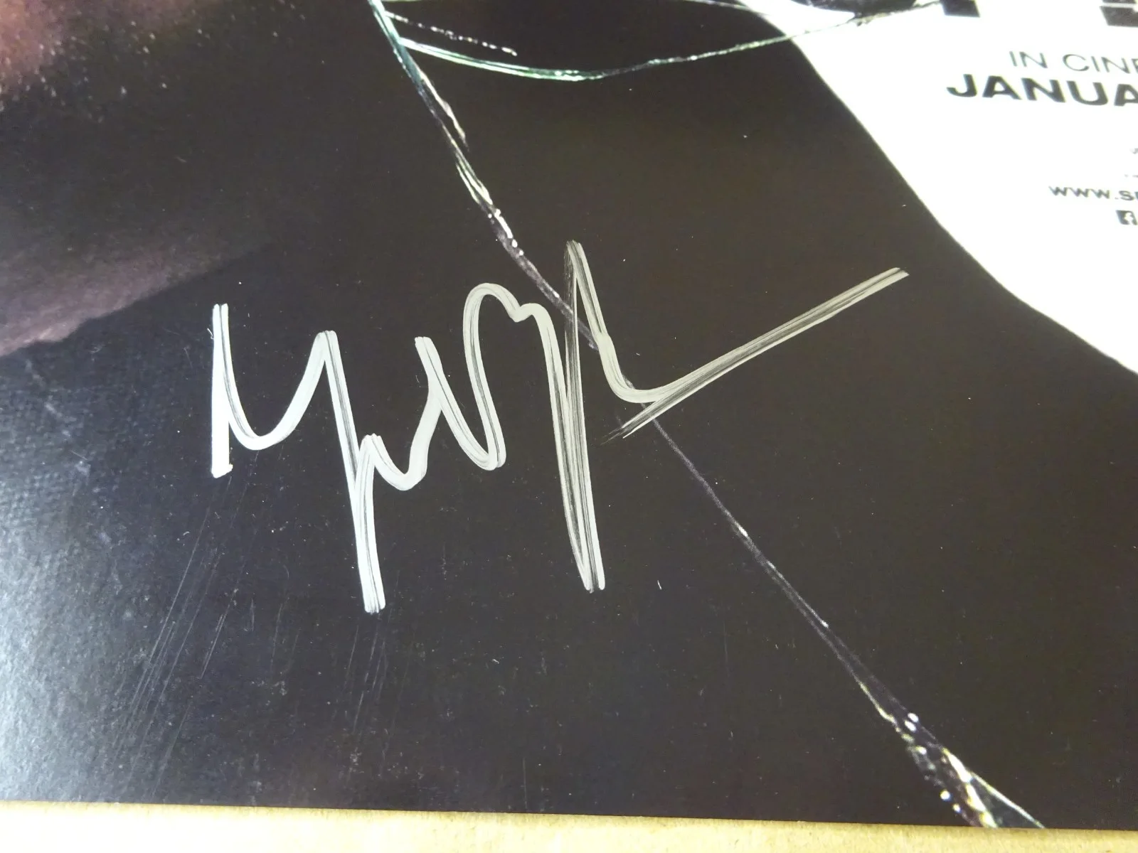 M Night Shyamalan — Signed M Night Shyamalan Autographed Split 11"x17" Photo Beckett BAS COA, image 4