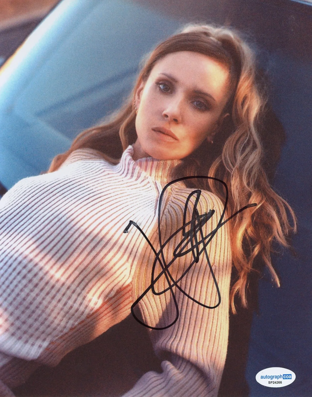 Juno Temple — Juno Temple Signed Autographed TED LASSO 8x10 Photo EXACT Proof ACOA C, image 2