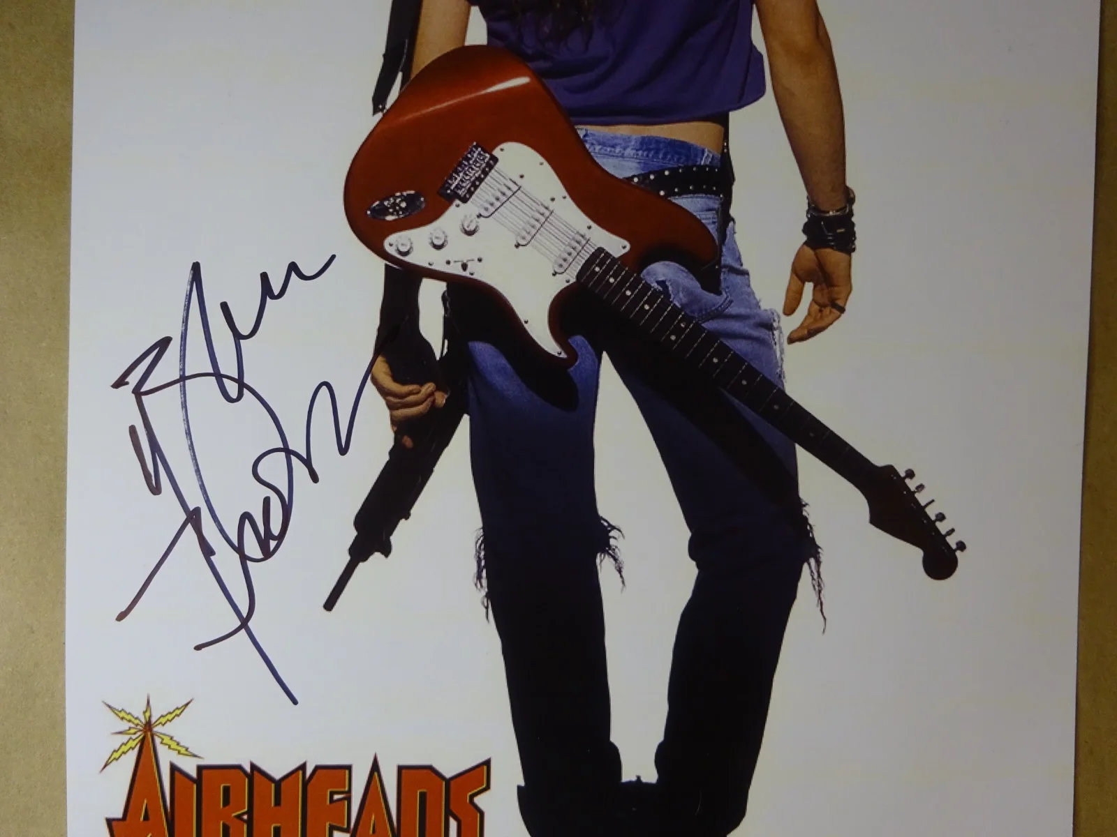 Brendan Fraser — Signed Brendan Fraser Autographed Airheads 11"x17" Photo Beckett BAS COA, image 3