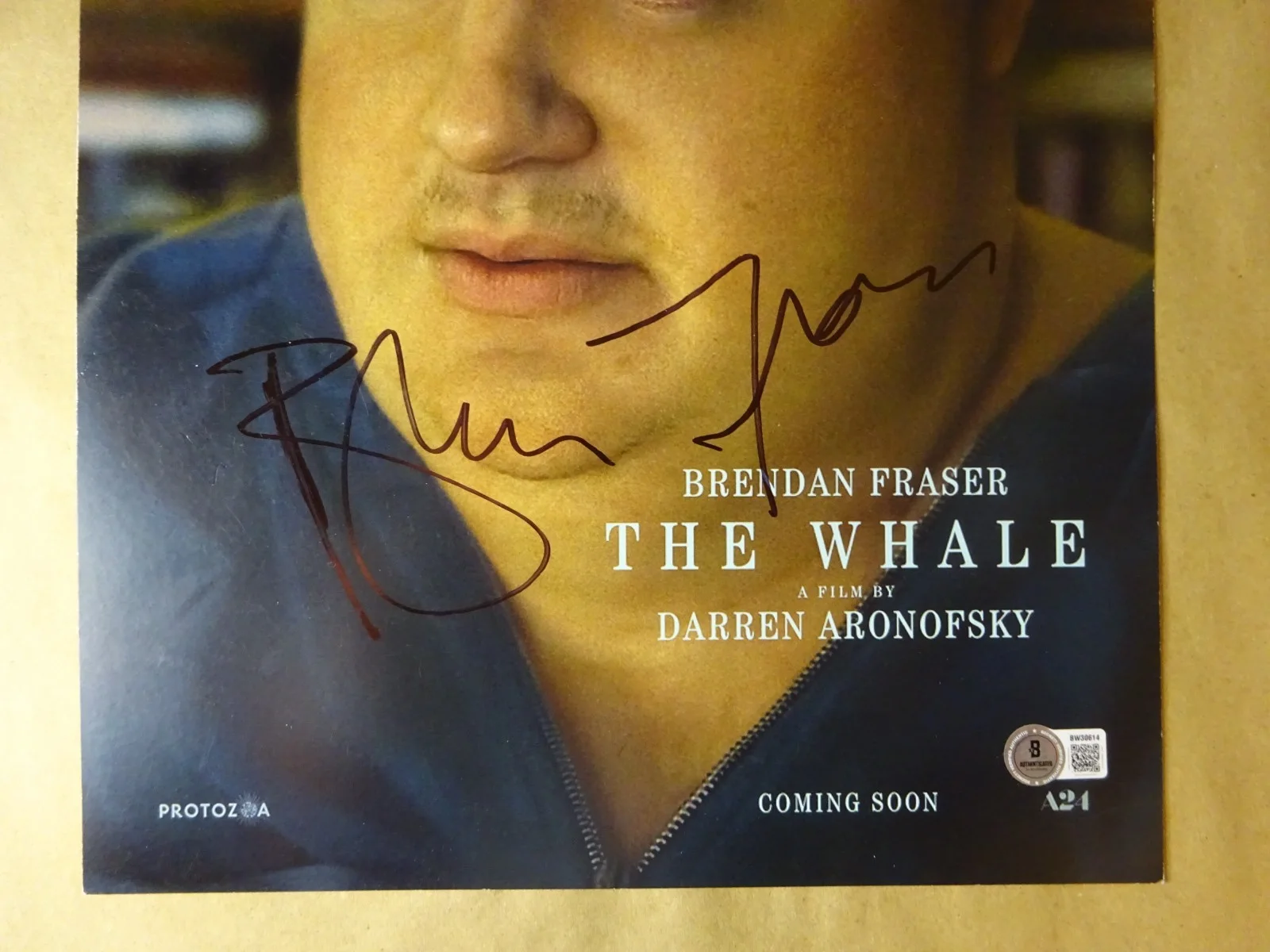 Brendan Fraser — Signed Brendan Fraser Autographed The Whale 11"x17" Photo Beckett BAS COA, image 3