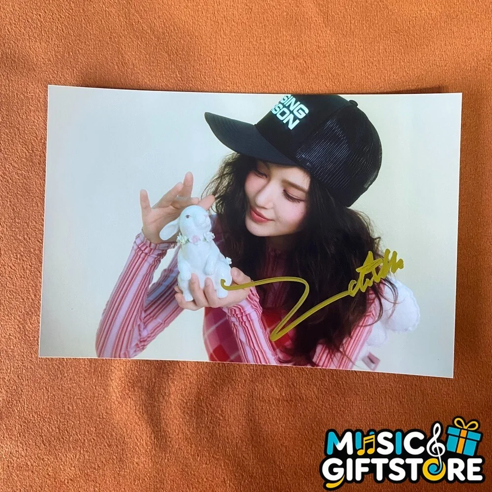 NEWJEANS DANIELLE Autographed Signed Photo K-POP Collection 4*6 2024A #MUGS, изображение 3