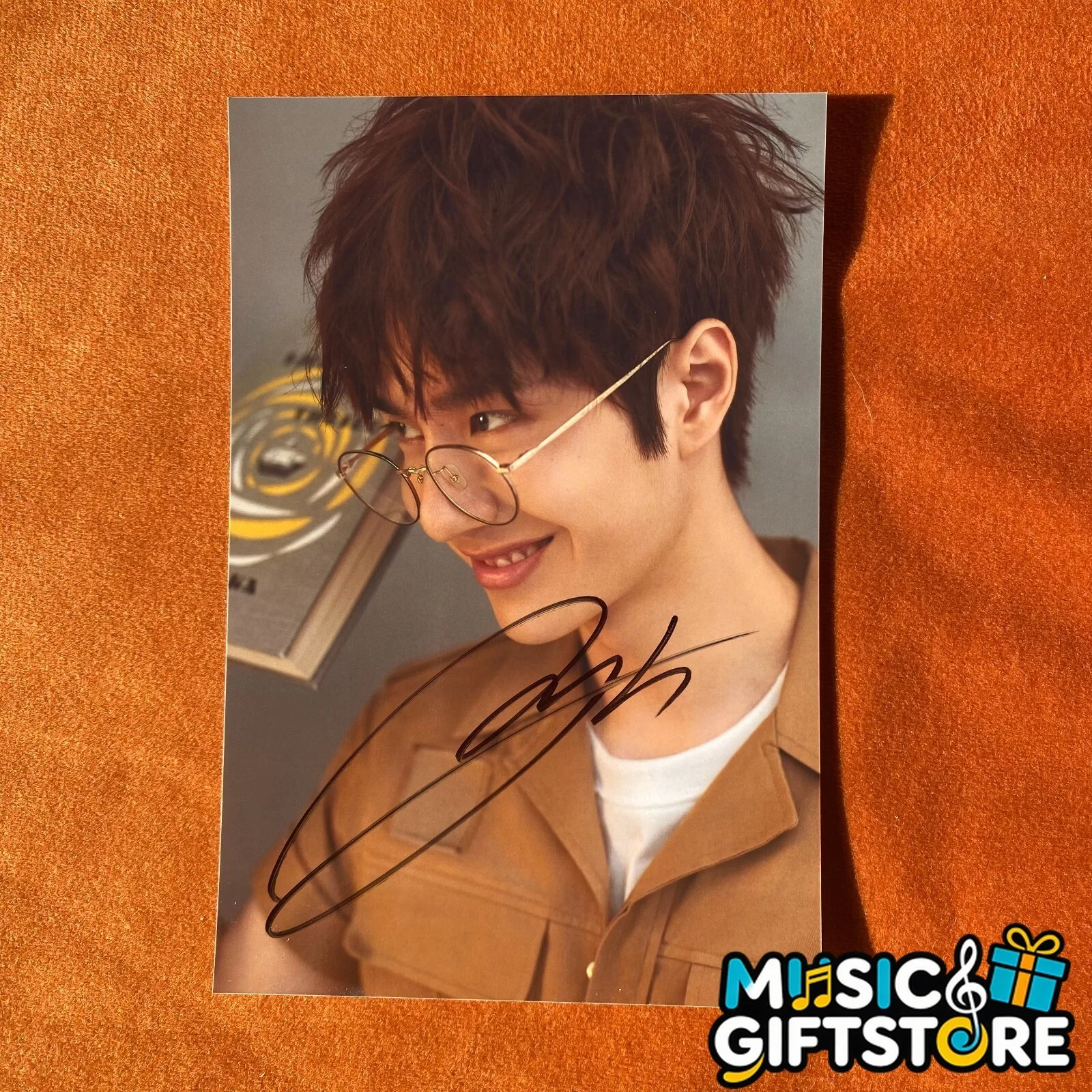 WANG YIBO Autographed Signed Photo 4*6 Gifts Collection 王一博 2018 #MUGS, image 4