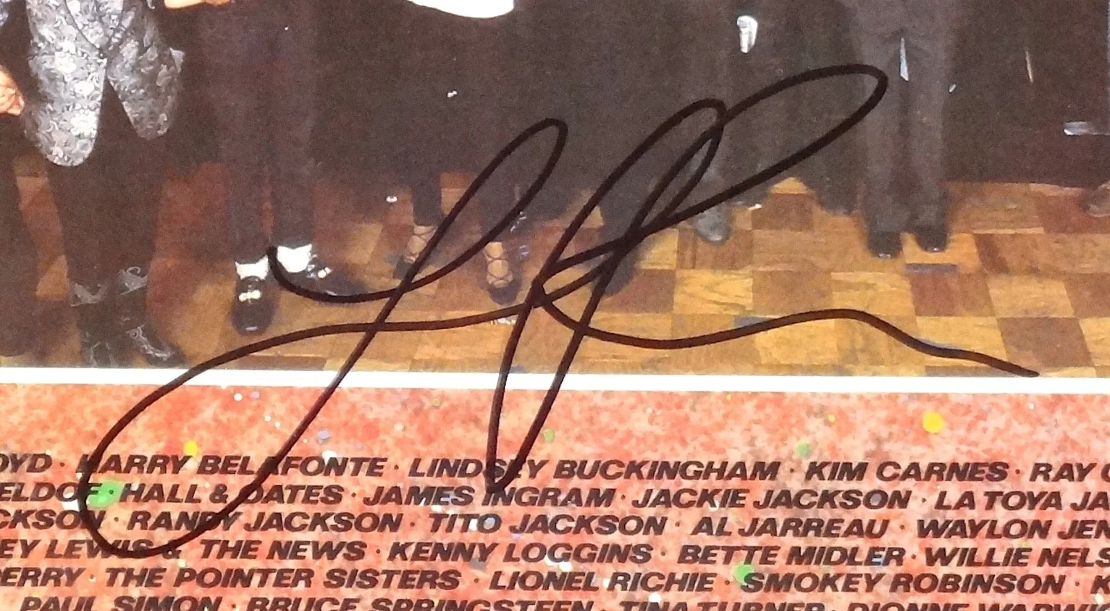 WE ARE THE WORLD LIONEL RICHIE HAND SIGNED AUTOGRAPHED VINYL ALBUM! MINT W/ COA!, изображение 2