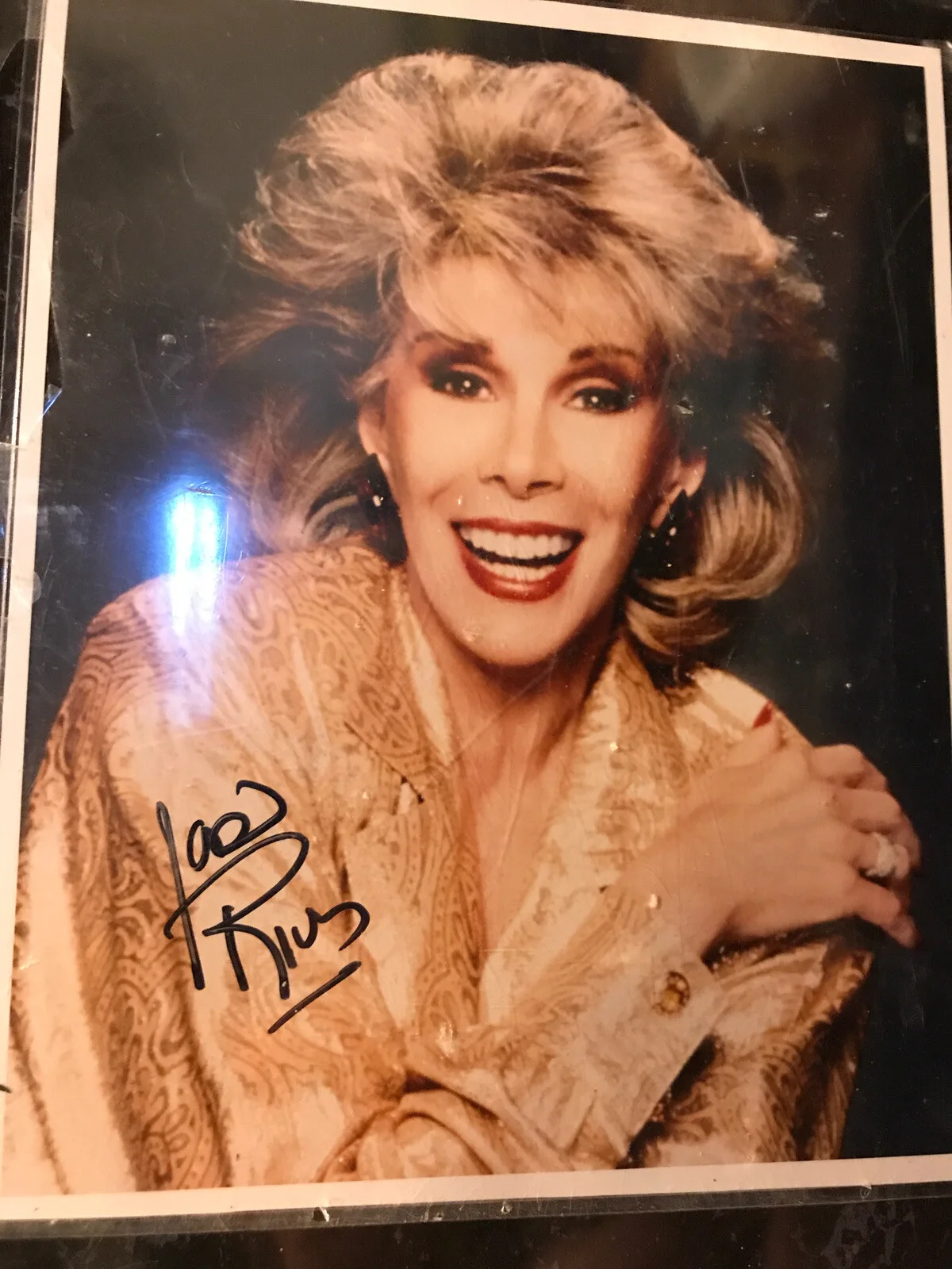 Joan Rivers — Joan Rivers Vintage Autographed 8x10 Photo Plaque Authentic COA Original Plastic, изображение 2
