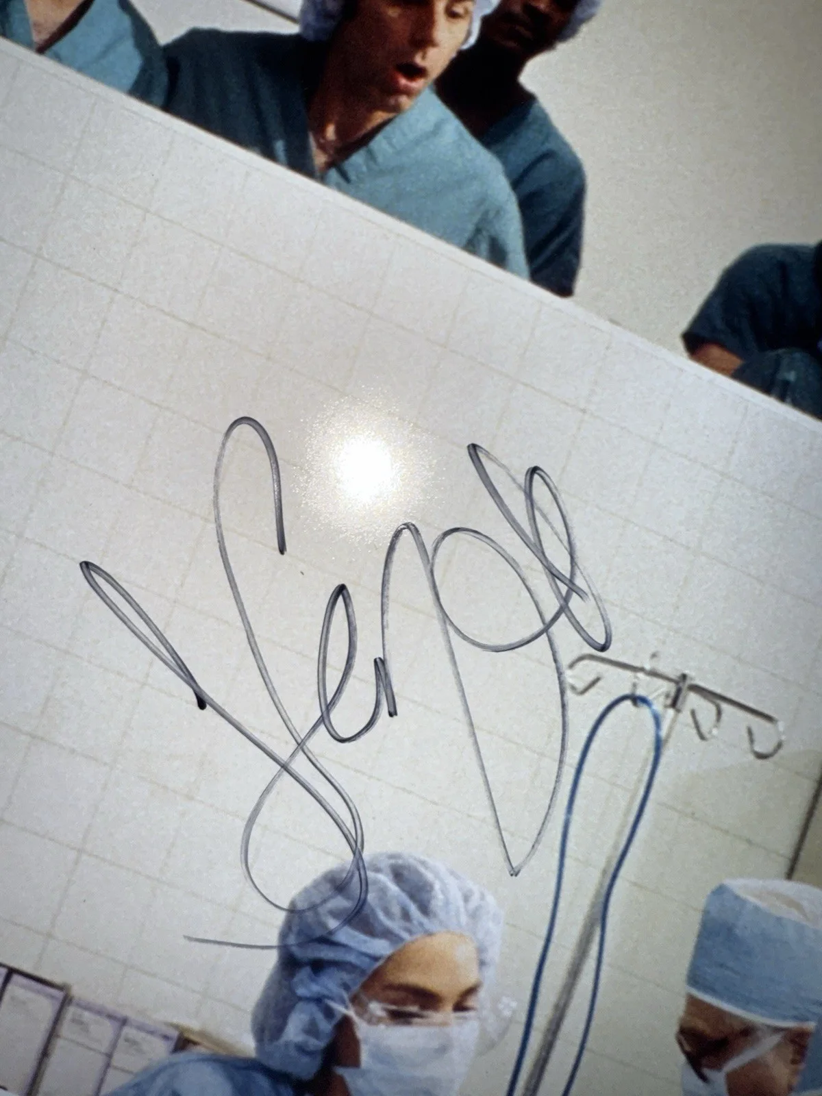 Jerry Seinfeld — JERRY SEINFELD SIGNED AUTOGRAPHED 11X14 PHOTO THE JUNIOR MINT SCENE RARE JSA COA, image 2