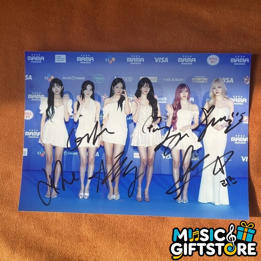 IVE MAMA Autographed Signed Group Photo K-POP Collectibles 4*6 2024B #MUGS, изображение 3