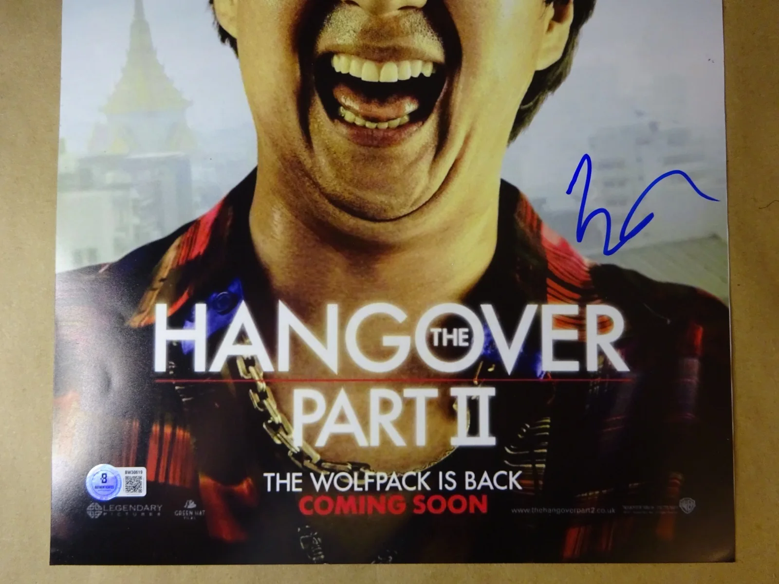 Ken Jeong — Signed Ken Jeong Autographed 12"x18" The Hangover Part II Photo Beckett BAS COA, image 3