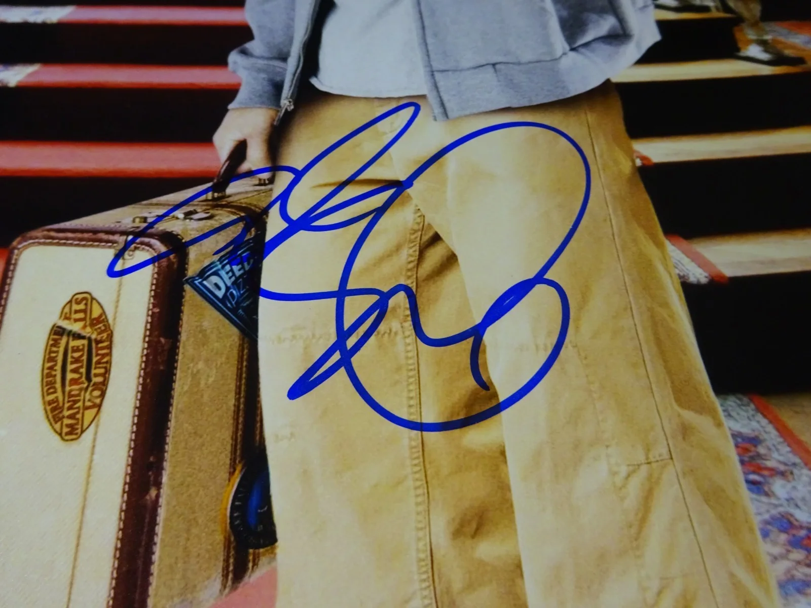 Adam Sandler — Signed Adam Sandler Autographed Mr. Deeds 11"x17" Photo Beckett BAS COA, image 4