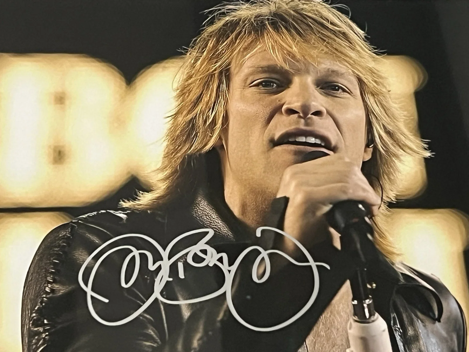 JON BON JOVI Autographed 8 X 11.5 Signed Photo Framed Rock Superstar, image 5