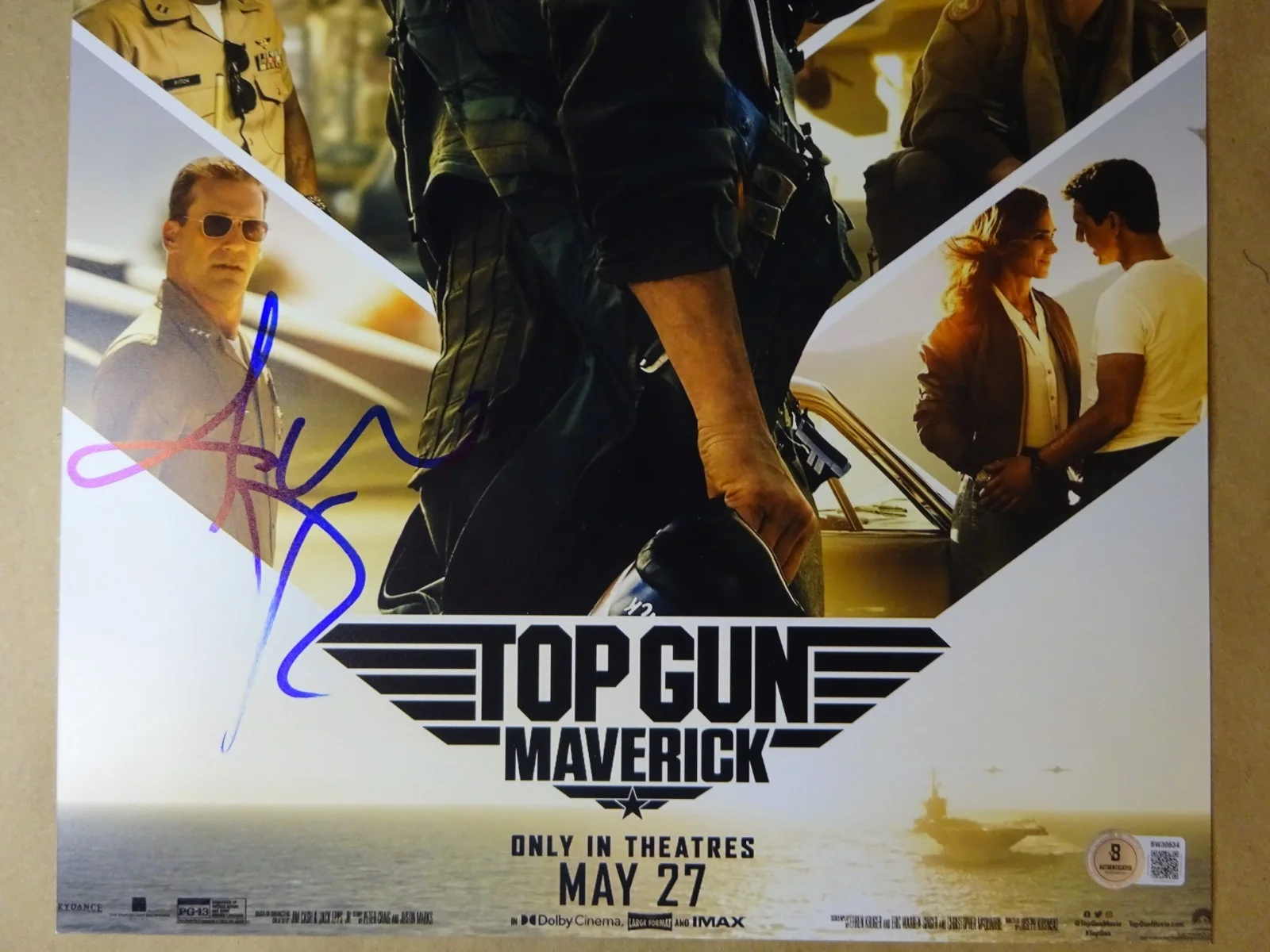 Jon Hamm — Signed Jon Hamm Autographed 12"x18" Top Gun Maverick Photo Beckett BAS COA, изображение 3