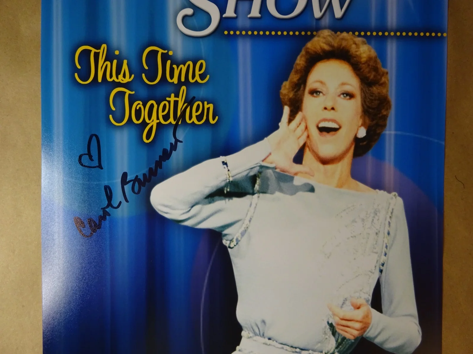 Caroll Burnett — Signed The Carol Burnett Show Autographed 11"x17" Photo Beckett BAS COA, image 3