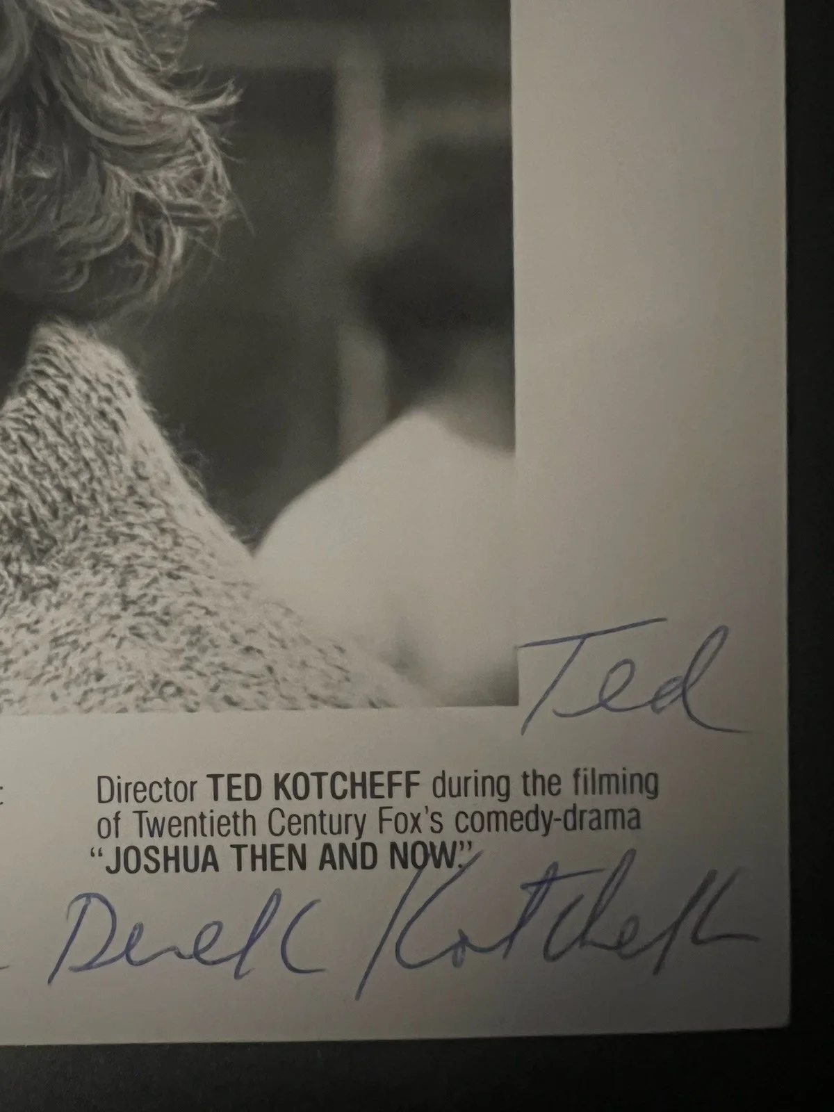 Ted Kotcheff — Director Ted Kotcheff ~ Autographed Photo ~ 8”x10” ~ 1985 ‘Joshua Then and Now’, изображение 2
