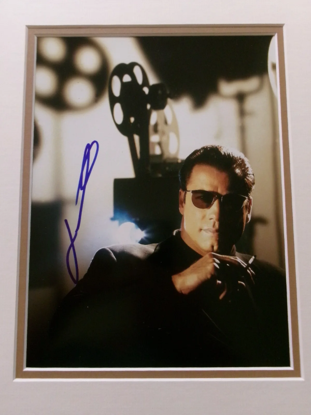 John Travolta — Signed John Travolta 8 x 10 Photo Double Matte 11 x 14 Frame Tru Vue Glass COA, image 2