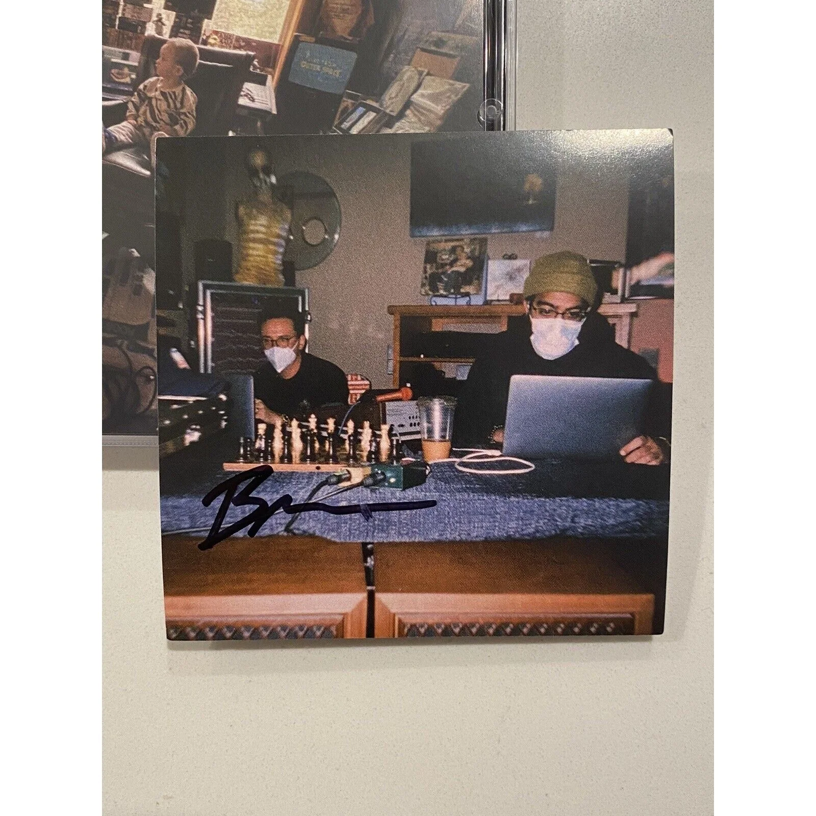 LOGIC- VINYL DAYS SIGNED CD AUTOGRAPHED (SOLD OUT) AUTHENTIC! IN HAND! NEW, image 4