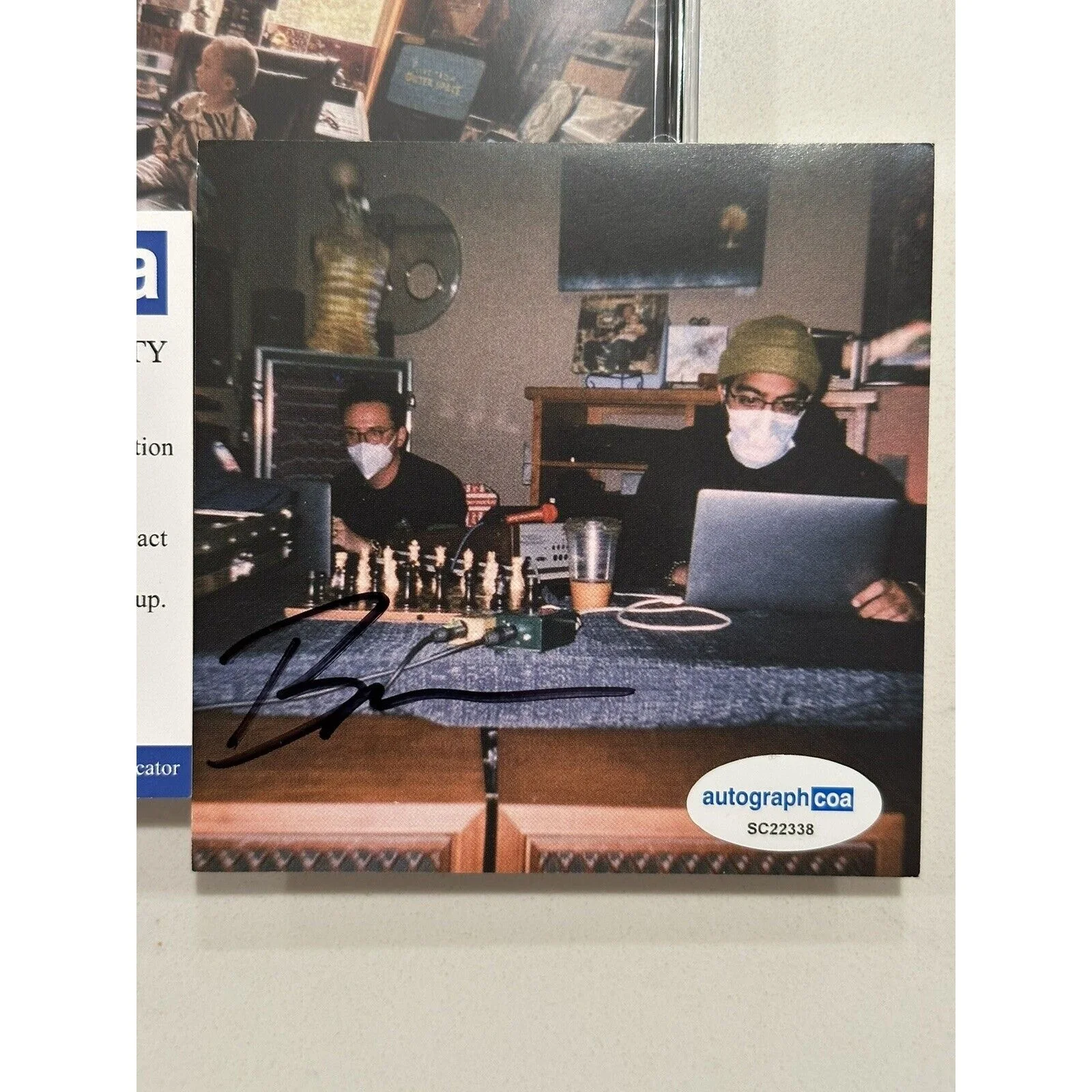 LOGIC- VINYL DAYS CD *SIGNED INSERT CARD* Autographed ACOA Authenticated, image 2