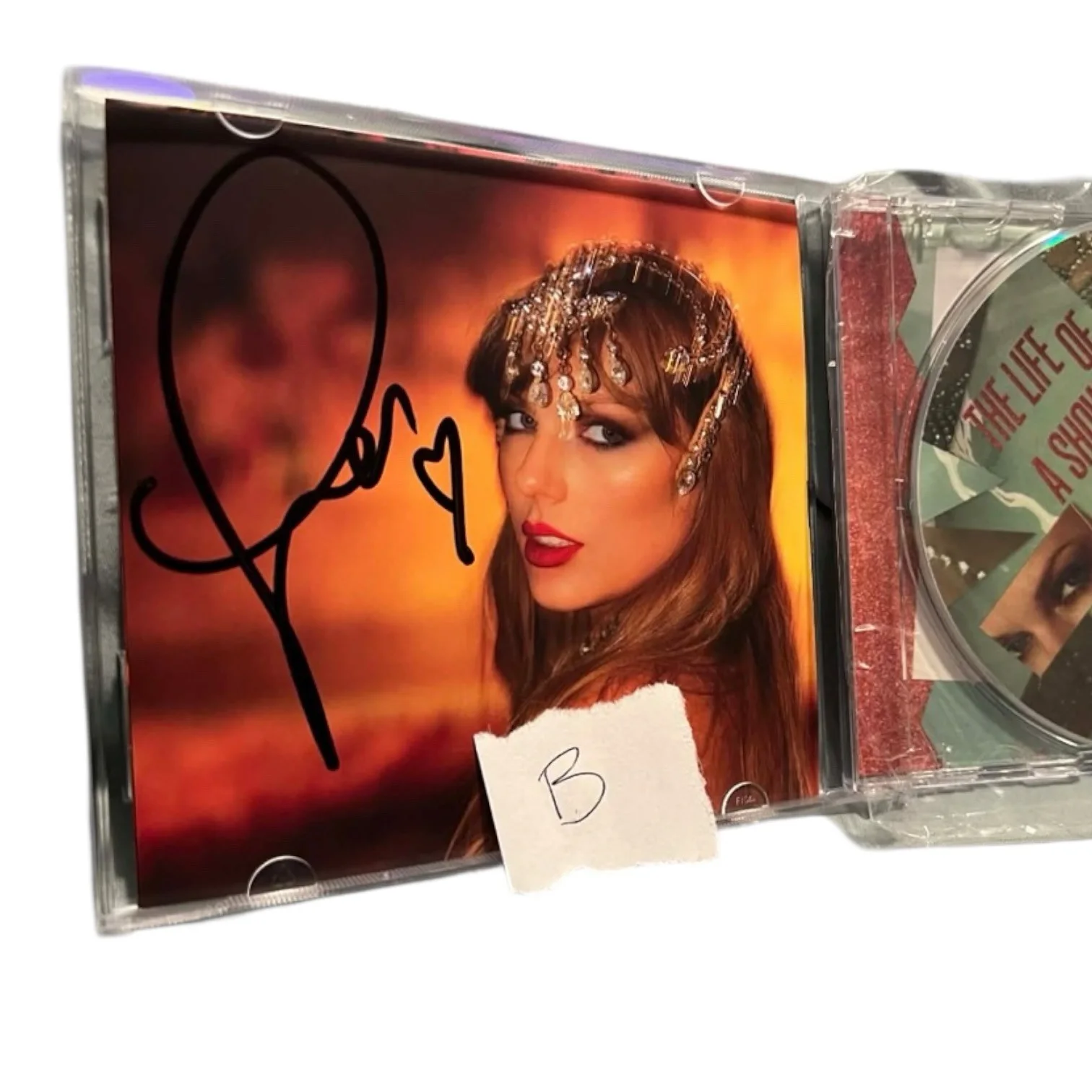 Taylor Swift - The Life of a Showgirl CD + Hand Signed Photo 4 With Heart B, изображение 3