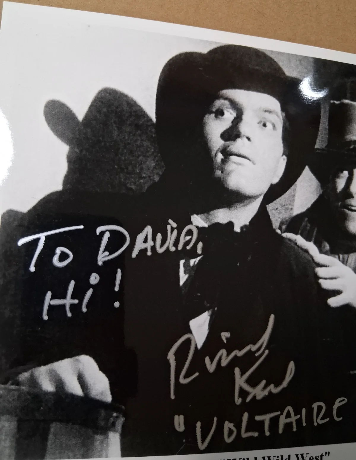 Richard Kiel — Richard Kiel Signed 8x10 B&W Photo “Voltaire” Wild Wild West – Personalized- COA, изображение 5