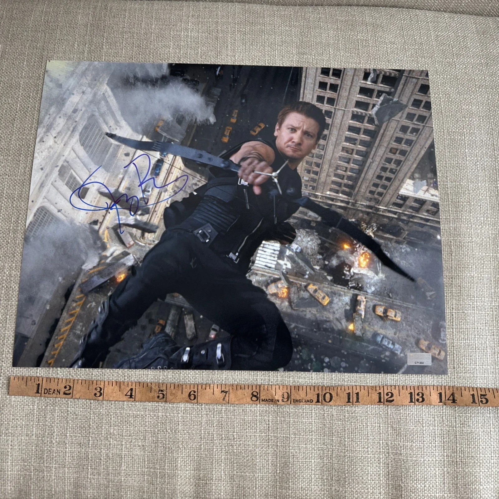 JEREMY RENNER — JEREMY RENNER Autograph Signed 11x14 Photo Celebrity Authentics Certified, изображение 5