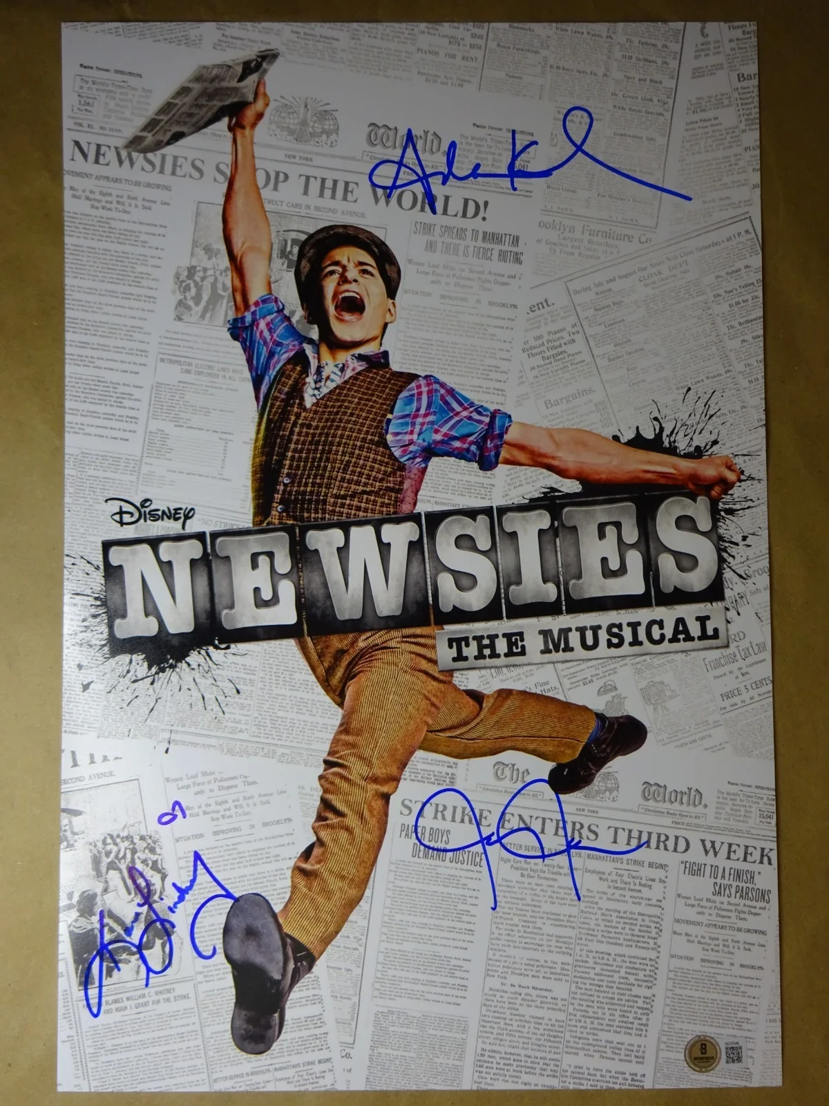 Jeremy Jordan, Kara Lindsay, Andrew Keenan-Bolger — Newsies Broadway 12"x18" Photo Autographed Signed By Jeremy Jordan +2 BAS COA, изображение 2