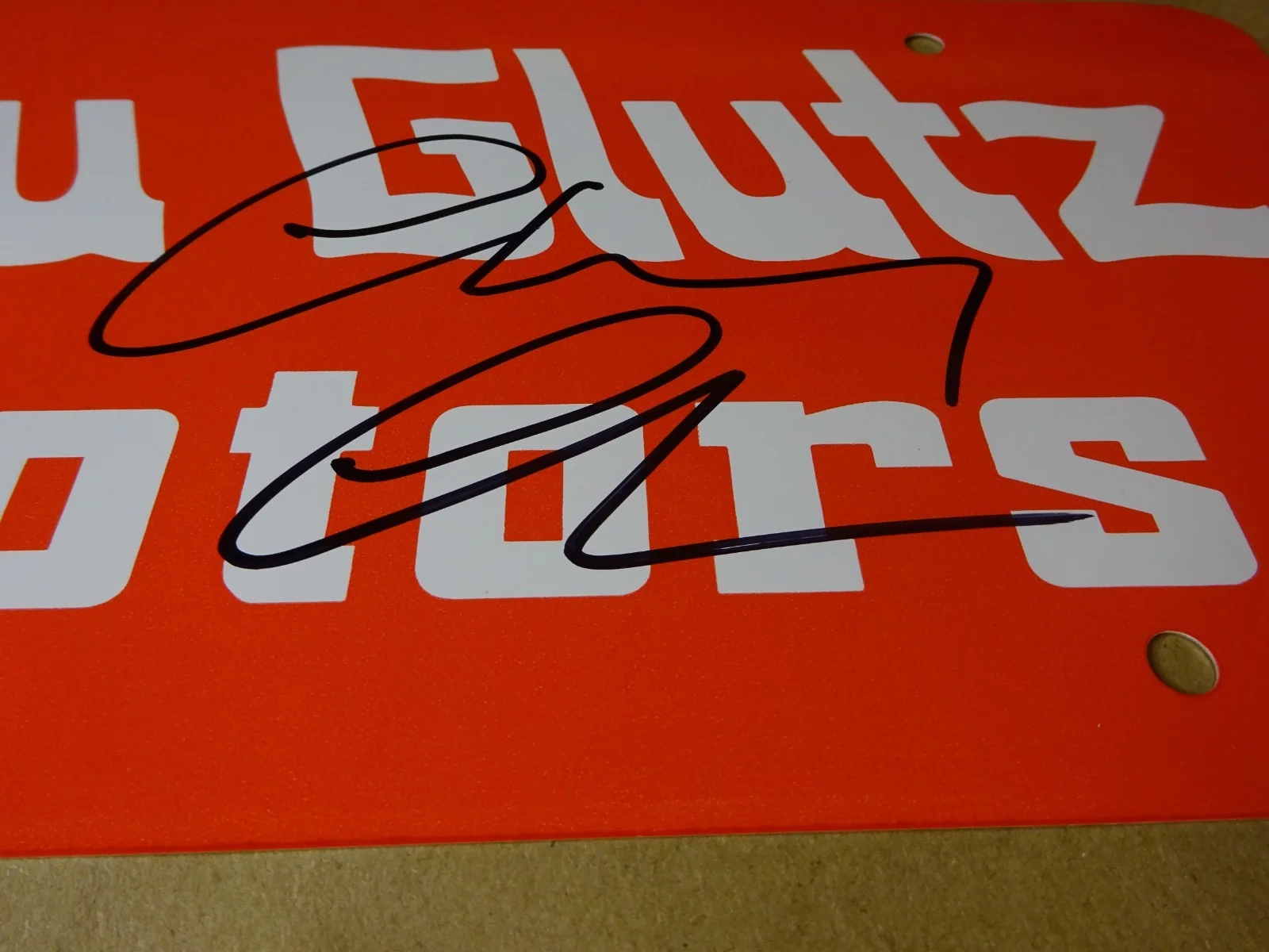 Chevy Chase — Signed Chevy Chase Autographed Lou Glutz Vacation License Plate Beckett BAS COA, image 4