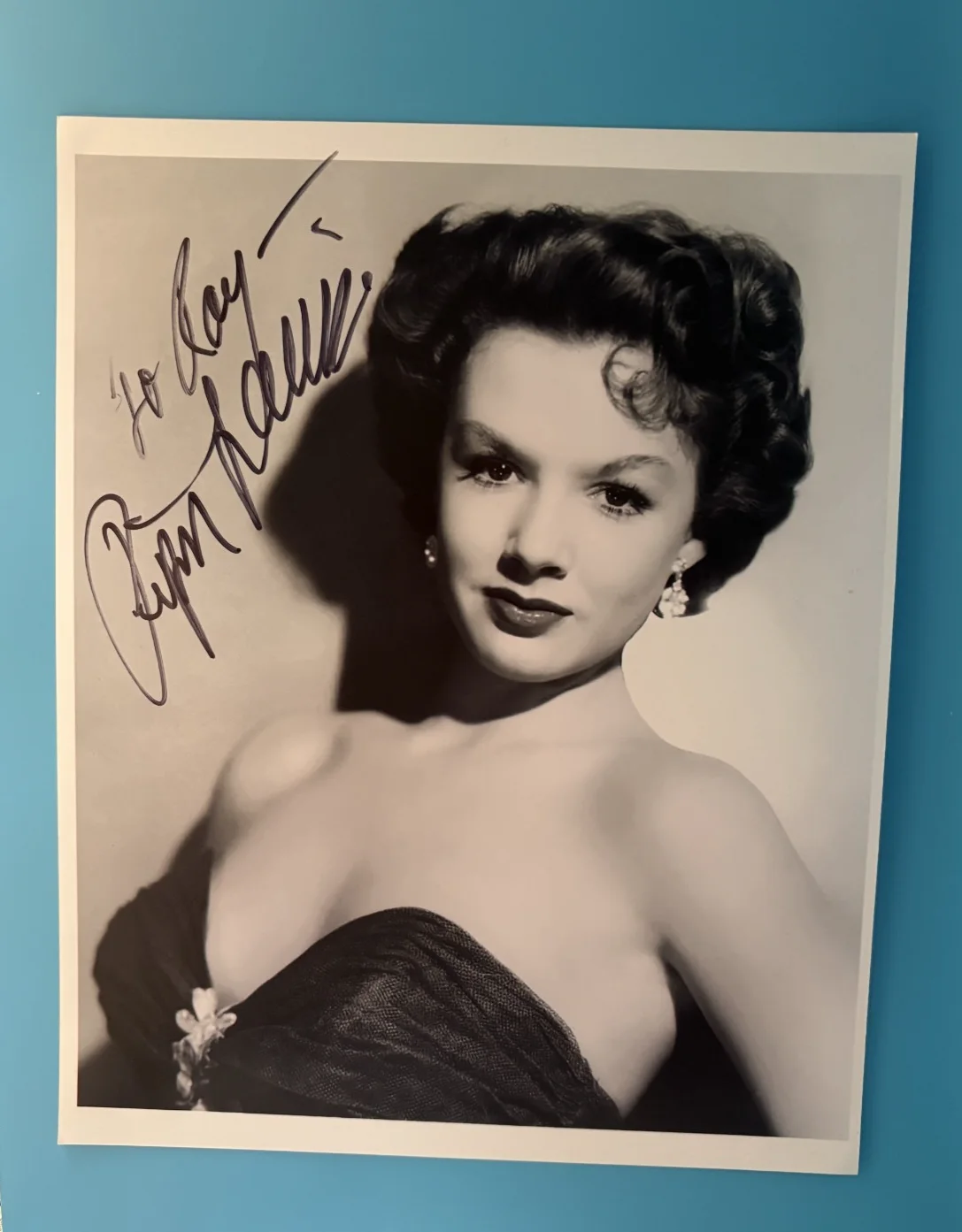 Piper Laurie — Piper Laurie Signed Photo - LOA, image 2