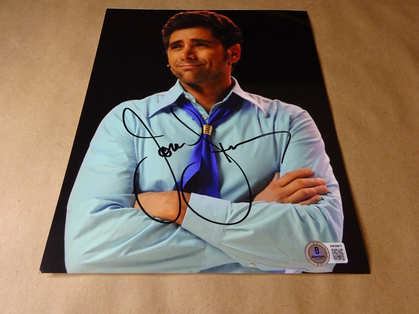 John Stamos — Signed John Stamos Autographed 8"x10" Photo Carl Howell Glee Beckett BAS COA, image 2