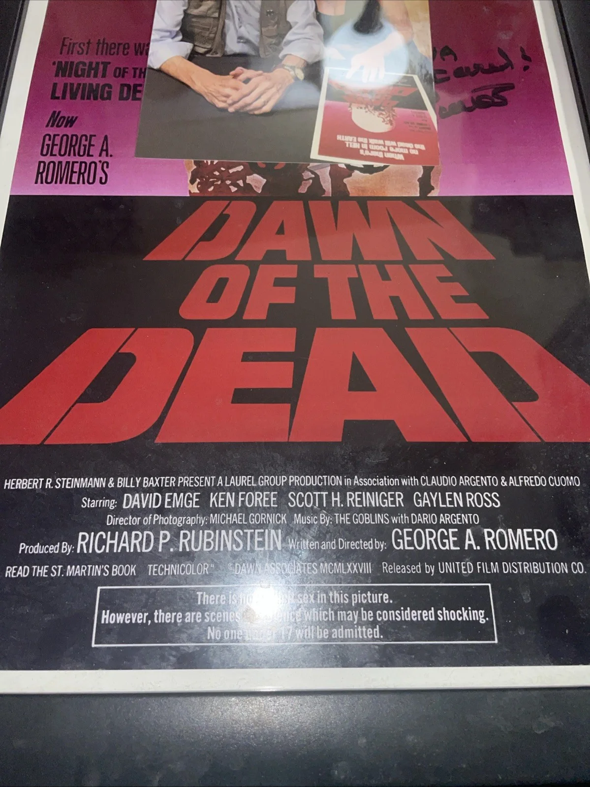 GEORGE A ROMERO SIGNED POSTER DAWN OF THE DEAD PHOT PROOF OF AUTOGRAPH FRAMED, изображение 2
