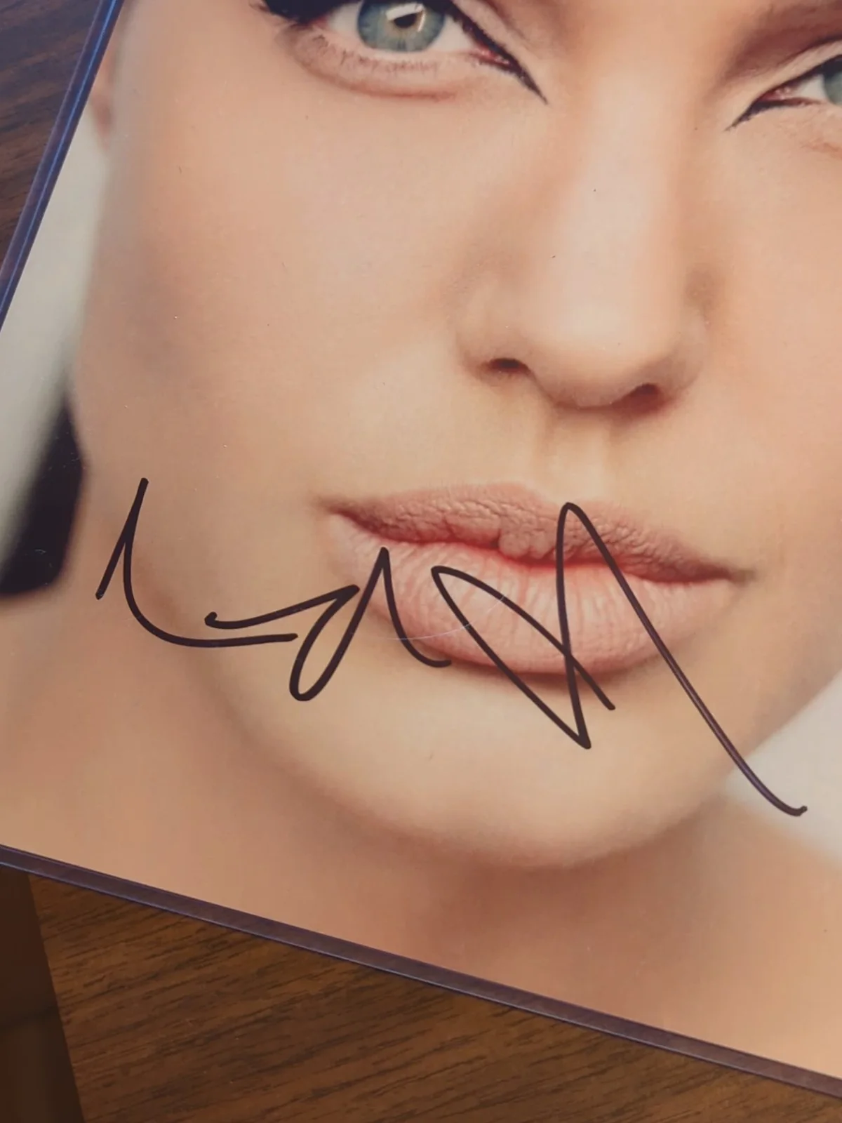 Angelina Jolie Autographed 8x10 Photo, image 2