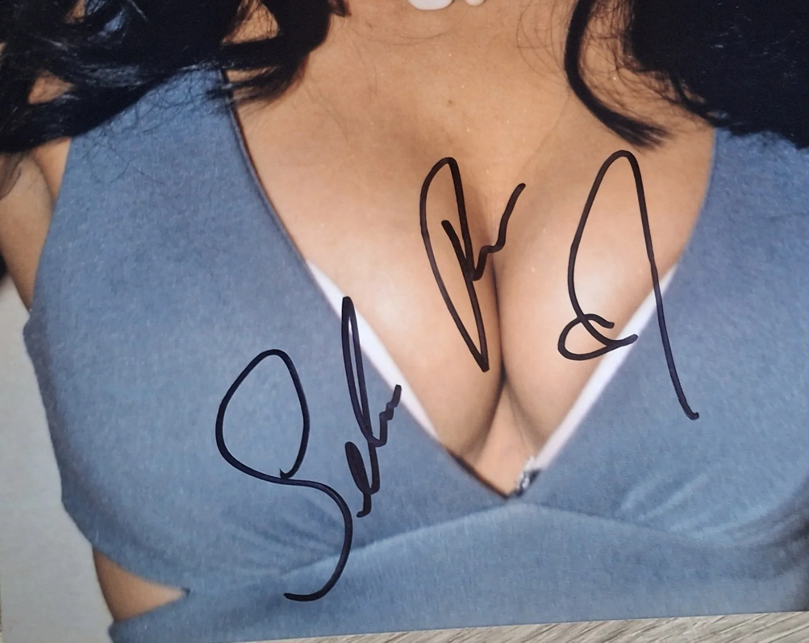 Selena Rose Signed 8x12" PHOTO #1 - Hot Latina, изображение 2