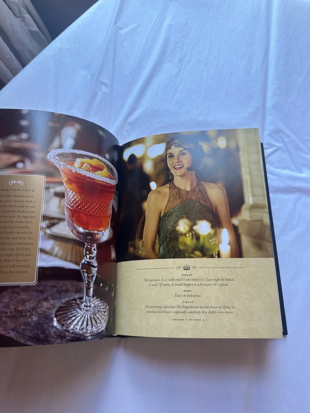 Downton Abbey Official Cocktail Book hard cover, изображение 4