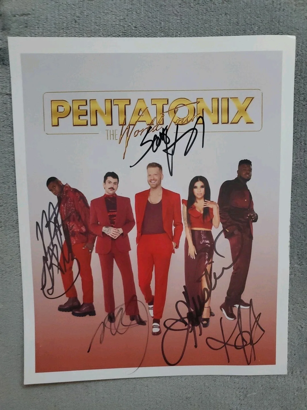 Pentatonix — Pentatonix The World Tour Signed 10"×8" Photo, изображение 3