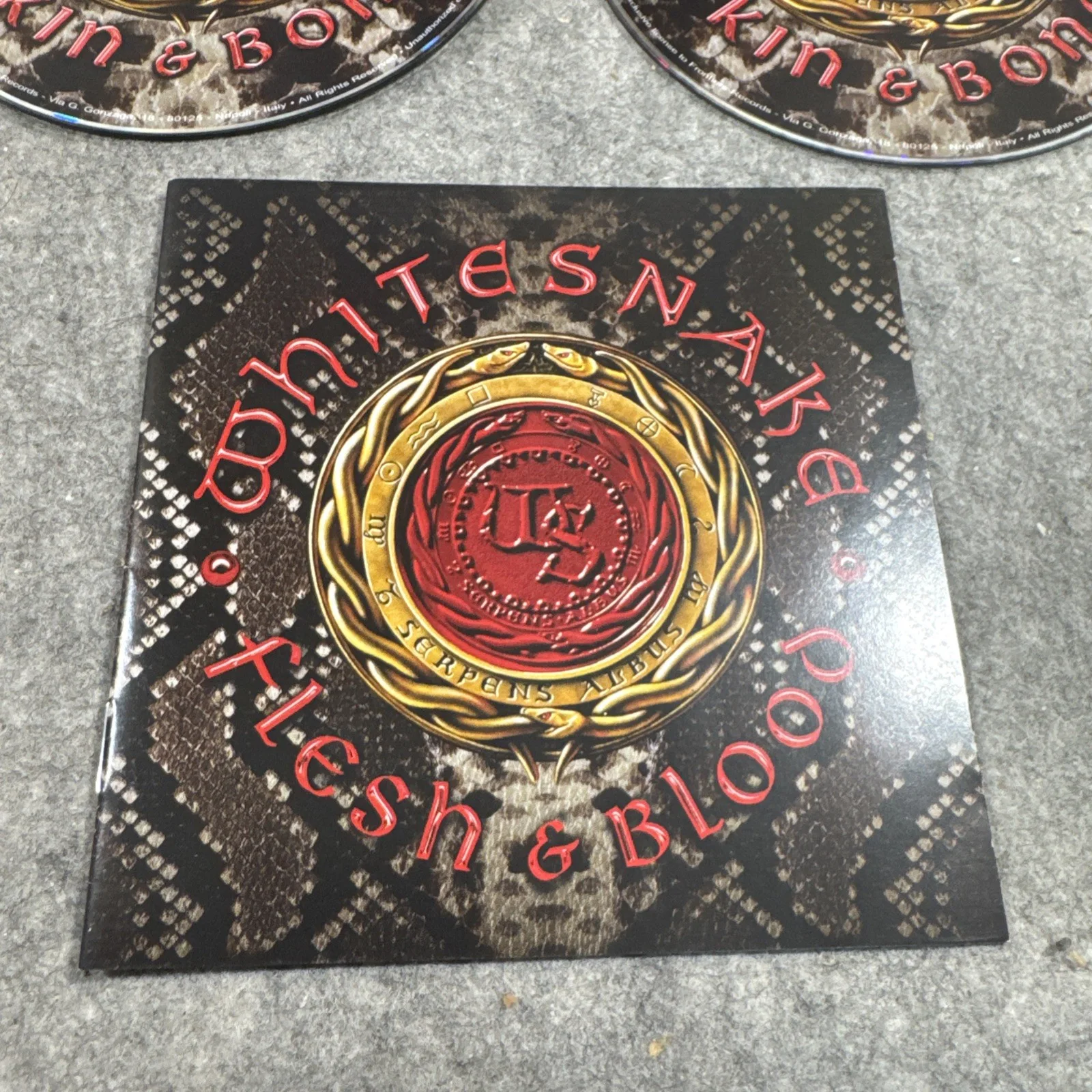 WHITESNAKE FLESH & BLOOD SIGNED 2 CD AUTOGRAPHED VERY RARE DAVID COVERDALE, изображение 4