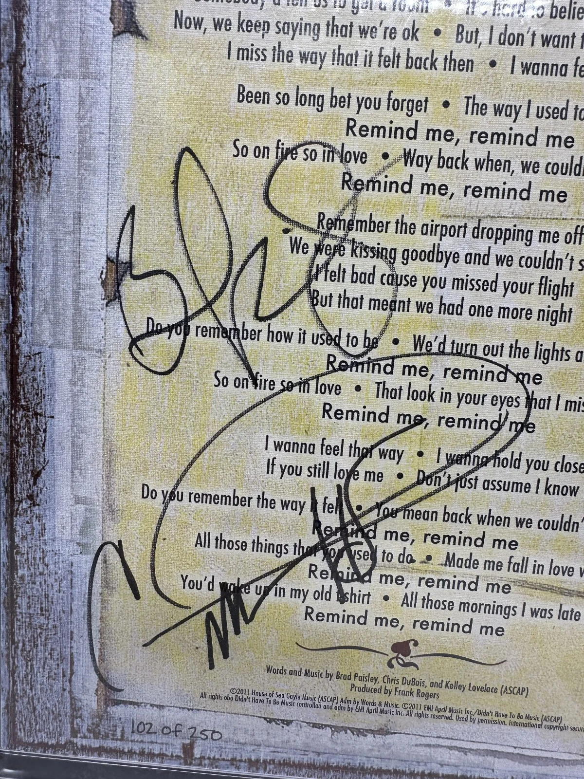 Remind Me Brad Paisley Carrie Underwood Autographed & Numberd Lyric Plaque, изображение 2