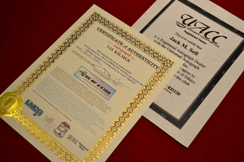 VAL KILMER — Rare VAL KILMER Signed RARE Autograph BATMAN, Frame, COA UACC RD#228, DVD, изображение 5