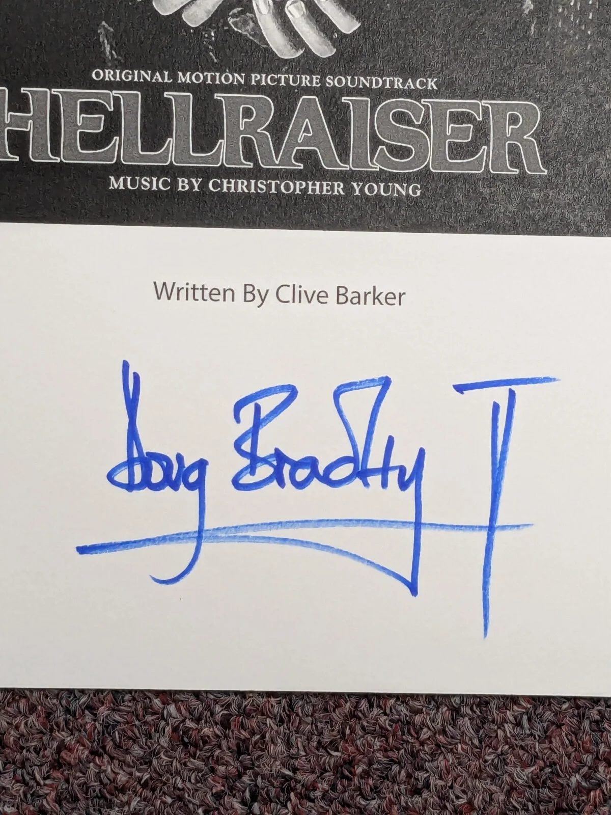 Doug Bradley — DOUG BRADLEY Signed Hellraiser Pinhead Script COVER Photo Horror Horror COA, image 2