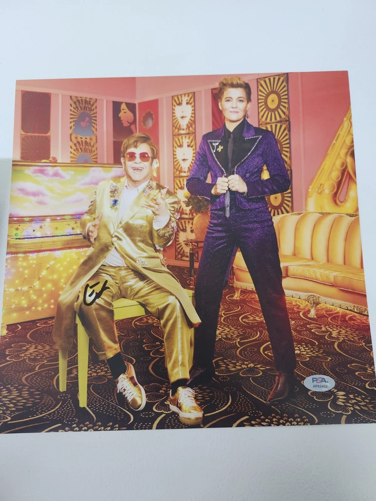 Elton John Signed autograph 12x12 PSA COA Rocket Man Believe In Angels Yellow, изображение 2
