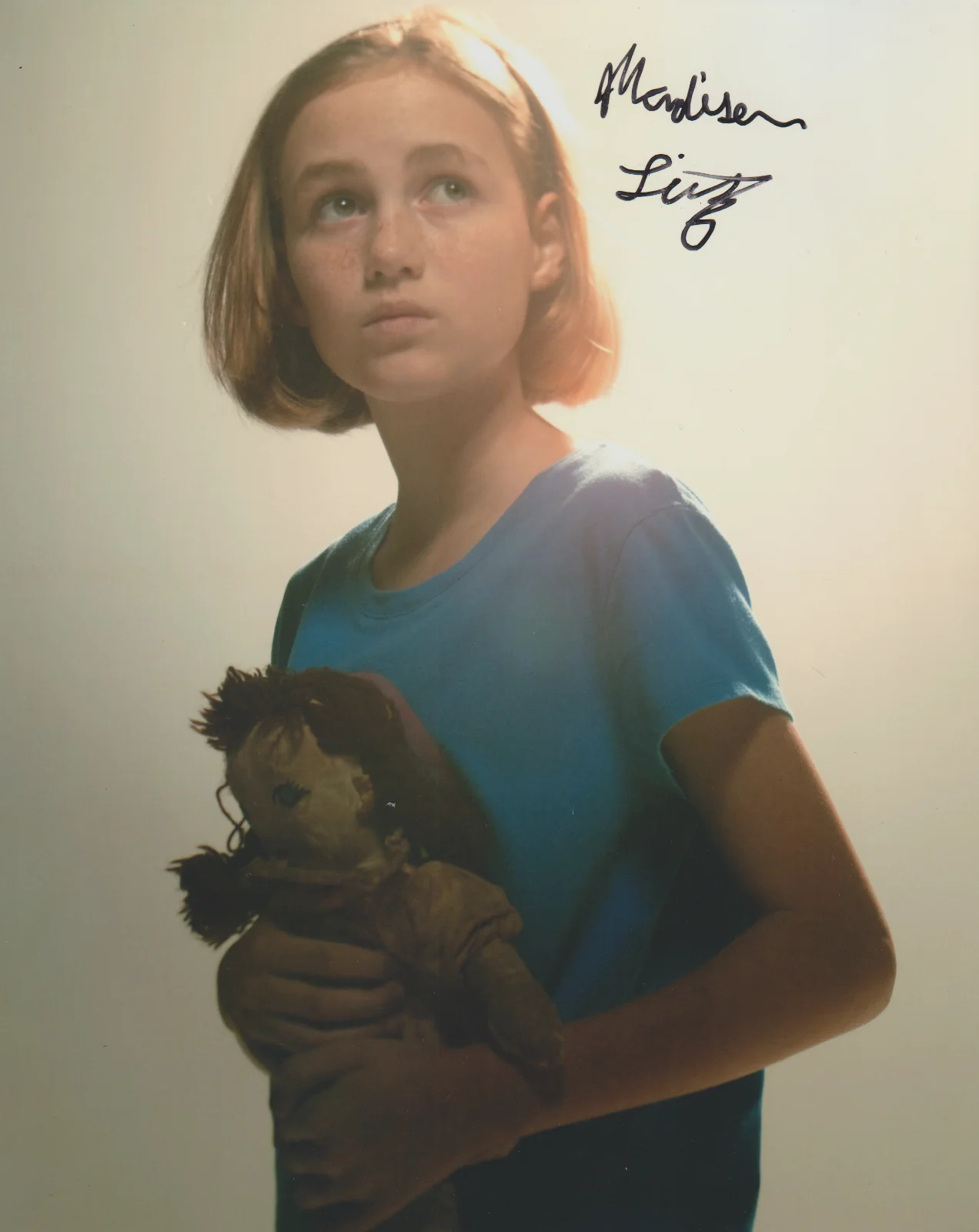 MADISON LINTZ — MADISON LINTZ AMC THE WALKING DEAD SIGNED 8X10 COLOR PHOTO SOPHIA AUTOGRAPH