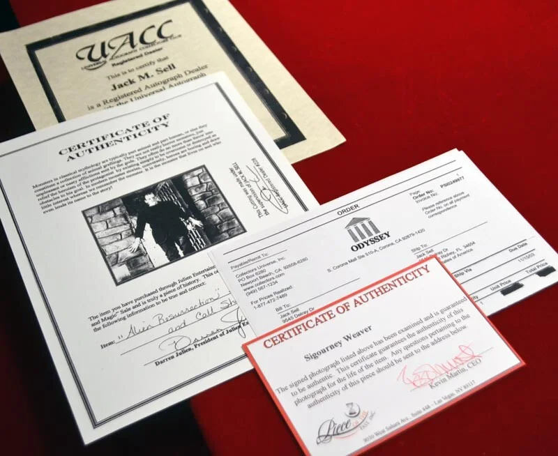 ALIEN Ship Screen-Used PROP, Sigourney Weaver Signed, Sideshow DVD set COA, UACC, изображение 5