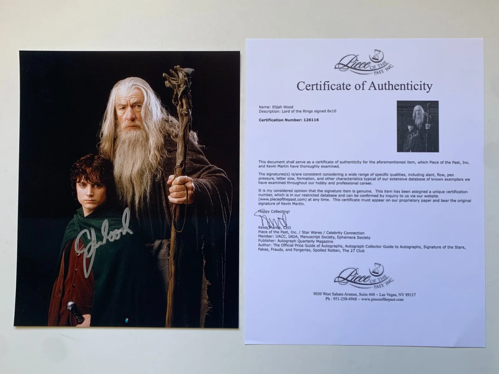 Elijah Wood — ELIJAH WOOD signed LORD OF THE RINGS photo, with COA, 8x10, изображение 3