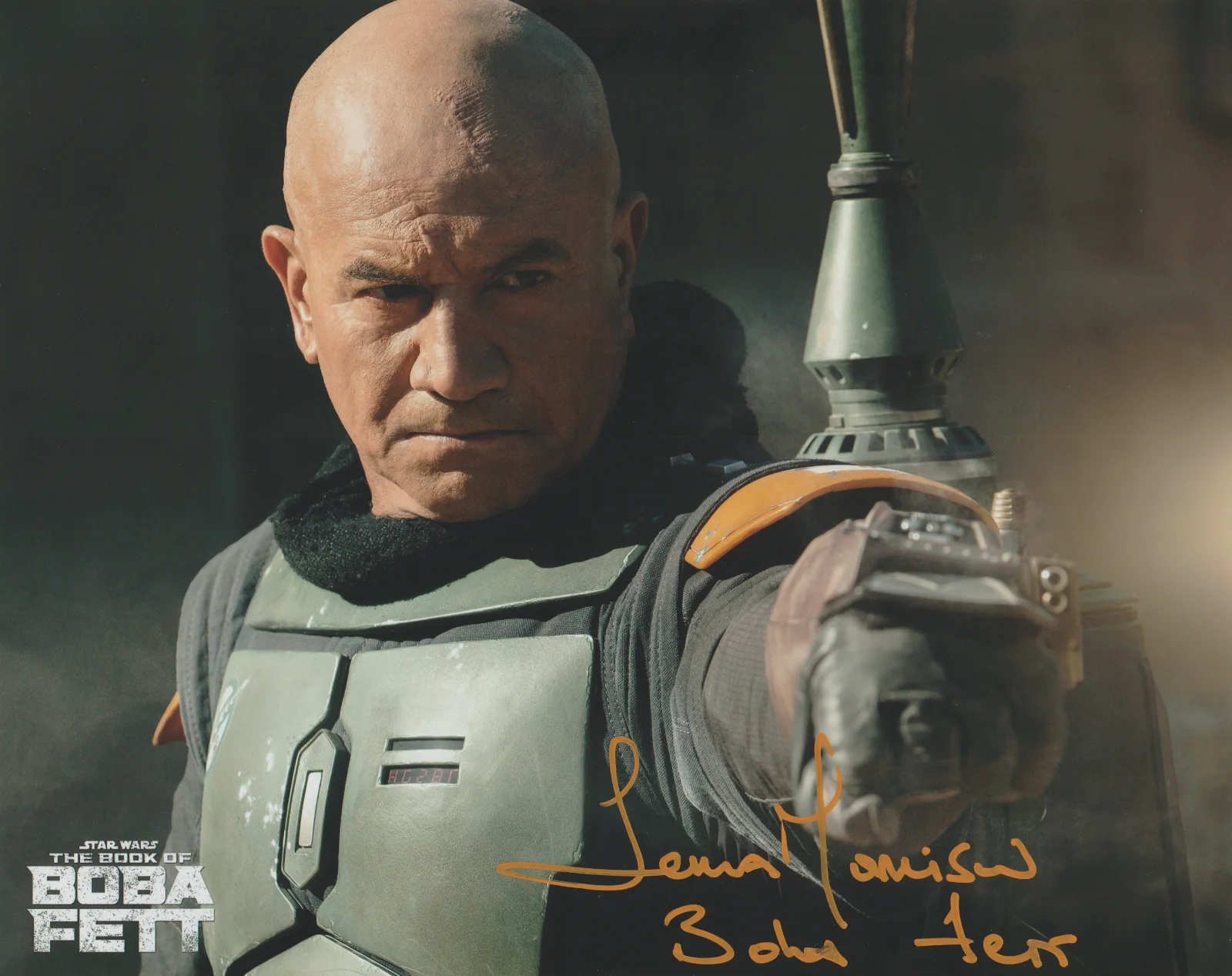TEMUERA MORRISON — TEMUERA MORRISON SIGNED 10X8 COLOR PHOTO STAR WARS BOOK OF BOBA FETT AUTOGRAPH