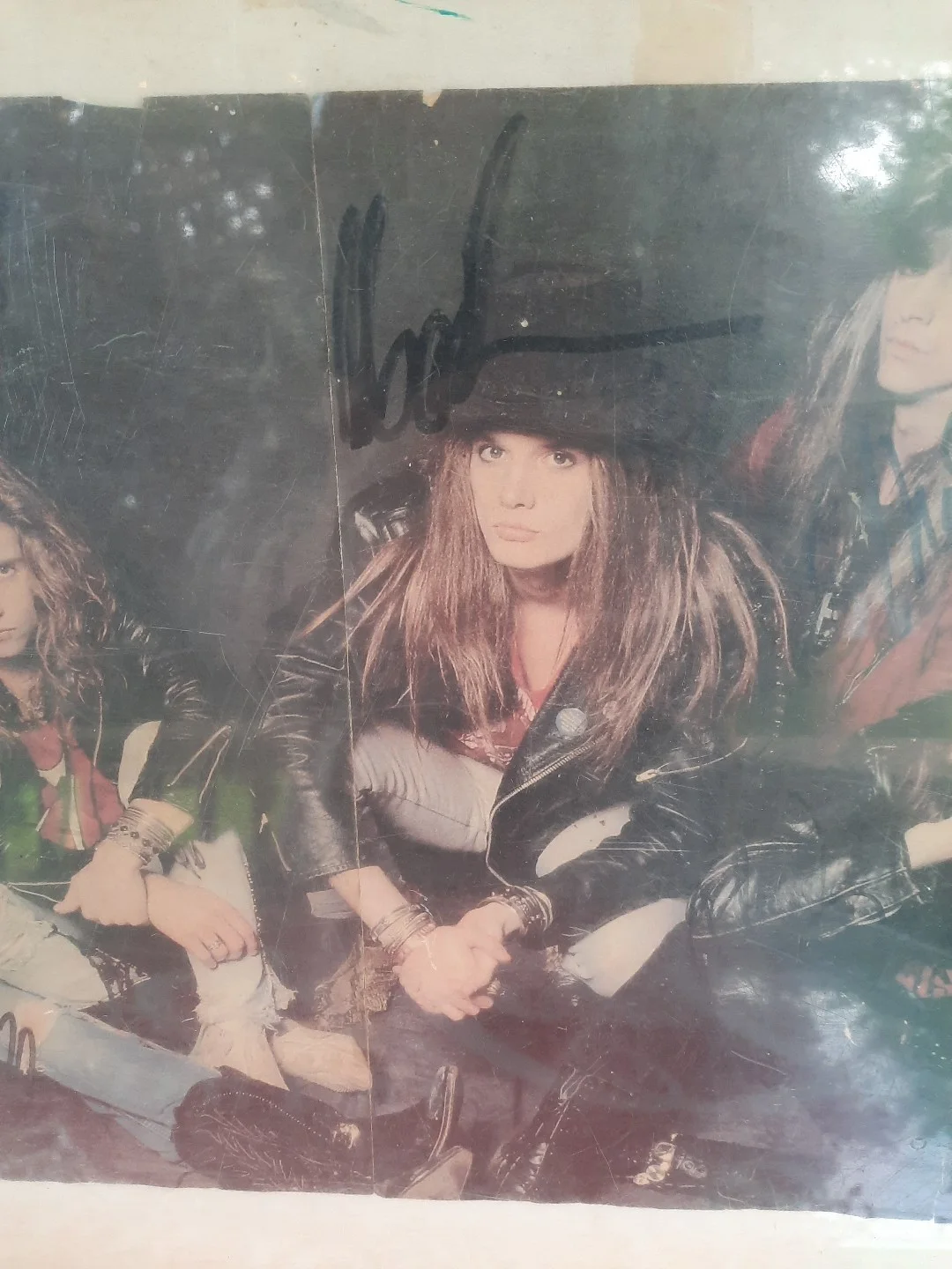 Skid Row 1980s Magazine Poster Autographed By All The Band Vintage Authentic, изображение 5