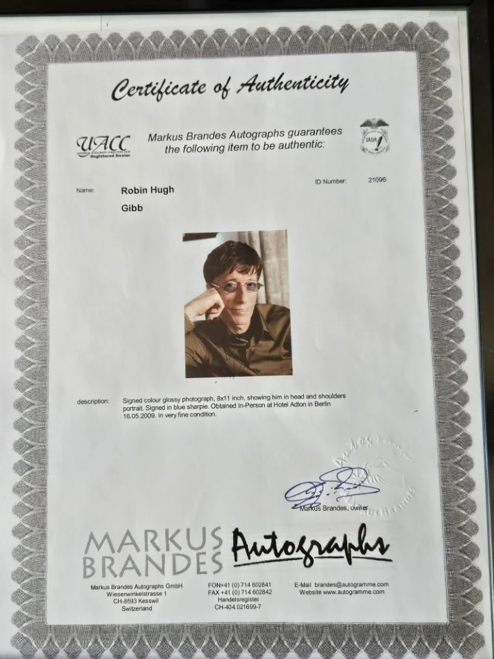 Robin Gibb (The Bee Gees) Authenticated Authograph Photo, image 2