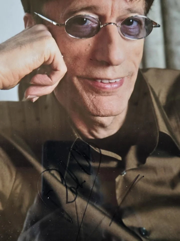 Robin Gibb (The Bee Gees) Authenticated Authograph Photo, image 3