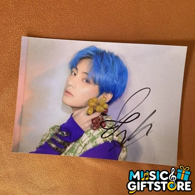 BTS V AUTOGRAPHED SIGNED PHOTO K-POP COLLECTION 4*6 2024A #MUGS, изображение 3
