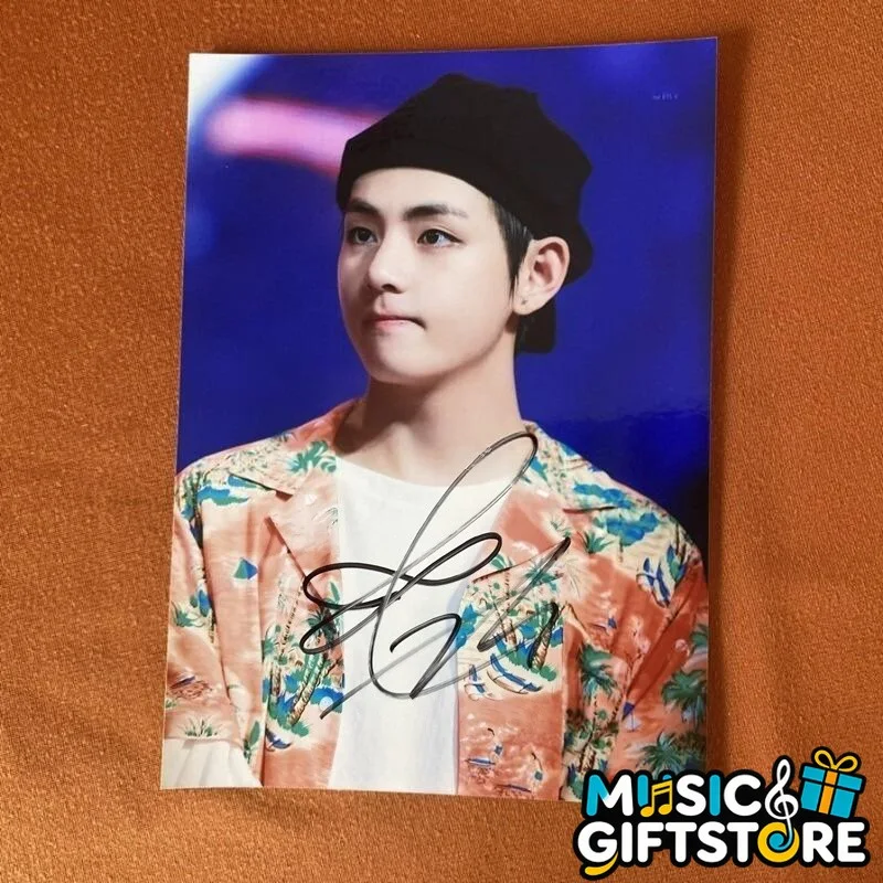 BTS V AUTOGRAPHED SIGNED PHOTO K-POP COLLECTION 4*6 2024A #MUGS, изображение 4
